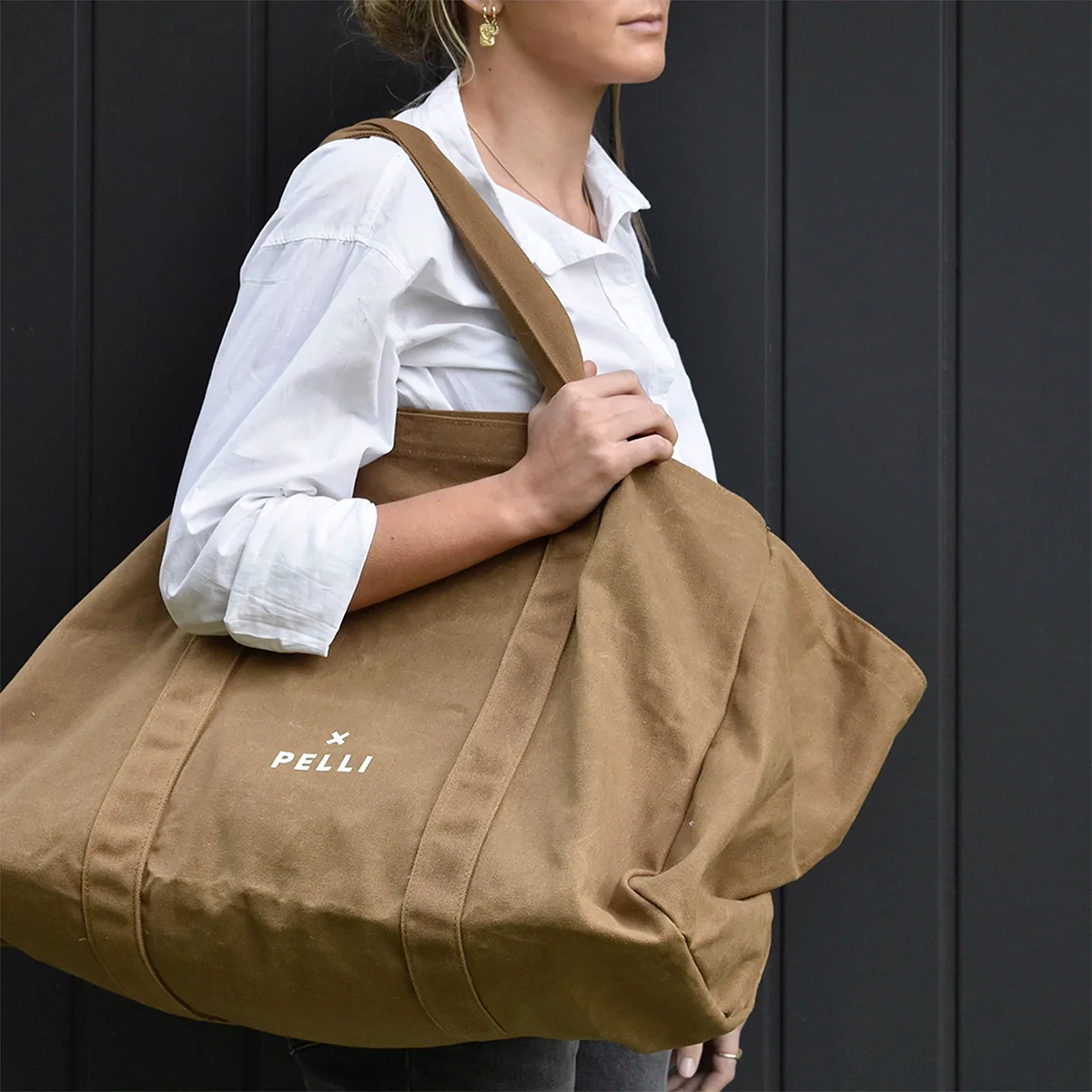 Pelli Beachy Keen Waxed Canvas Beach Bag - Chai Tea