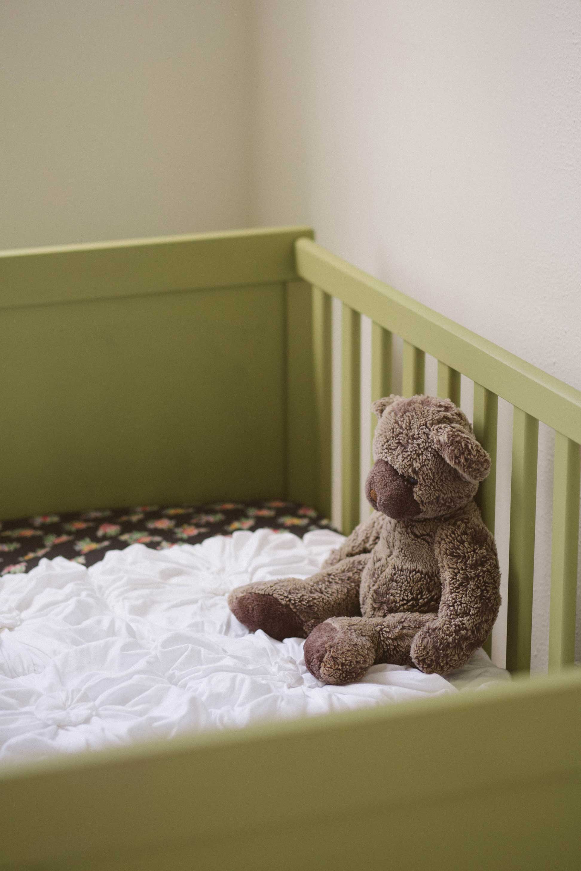 White cot coverlet sales