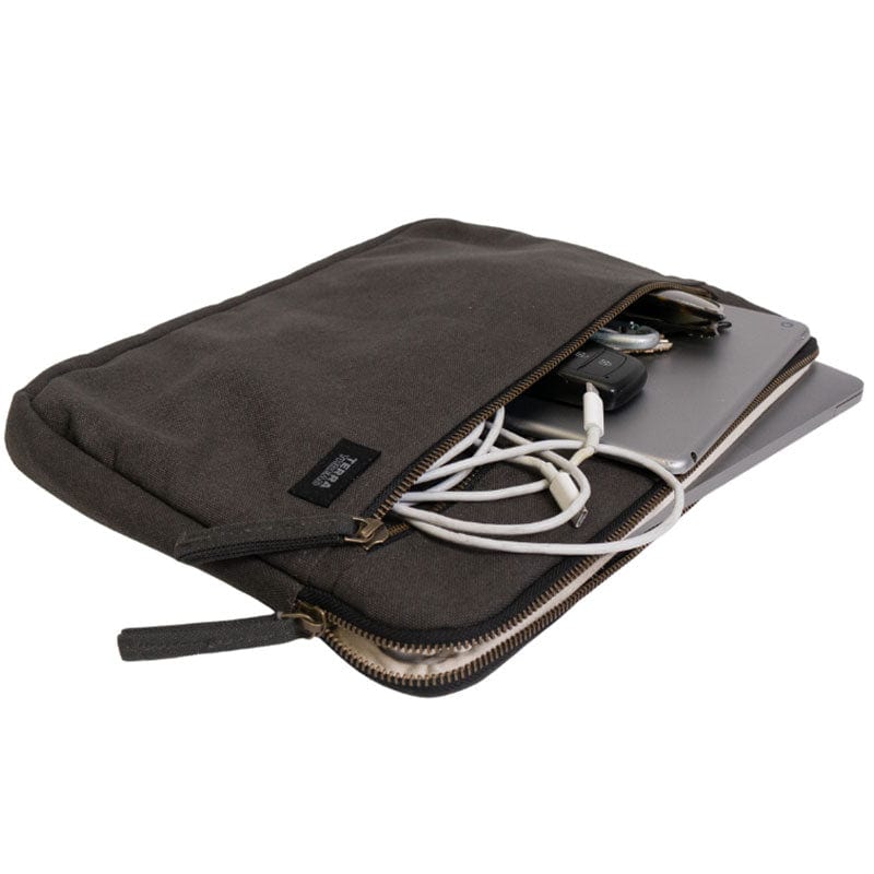 Buy laptop outlet case near me